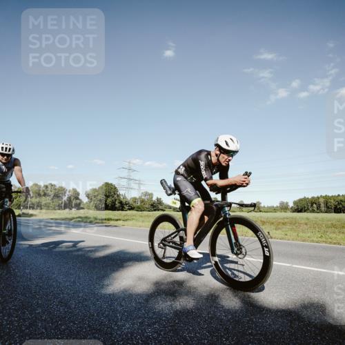 07.09.2025 - 19. Norderstedt Triathlon Michael Burmester http://msf.ph/oto/8858817 07.09.2025 15:42:40 Radfahren 378, 515, 520, 535, 955 meine-sportfotos.de