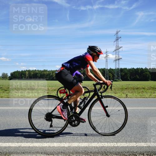 07.09.2025 - 19. Norderstedt Triathlon Michael Burmester http://msf.ph/oto/8858818 07.09.2025 13:17:53 Radfahren 799 meine-sportfotos.de