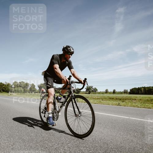 07.09.2025 - 19. Norderstedt Triathlon Michael Burmester http://msf.ph/oto/8858829 07.09.2025 12:36:09 Radfahren 1296 meine-sportfotos.de
