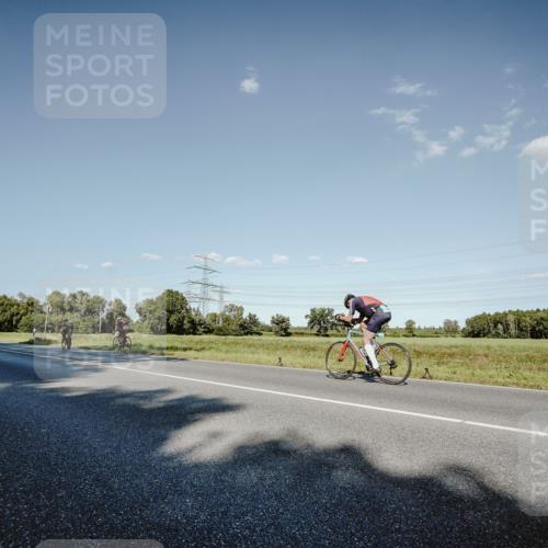 07.09.2025 - 19. Norderstedt Triathlon Michael Burmester http://msf.ph/oto/8858852 07.09.2025 15:42:54 Radfahren 429, 549, 1411, 1427, 1534 meine-sportfotos.de