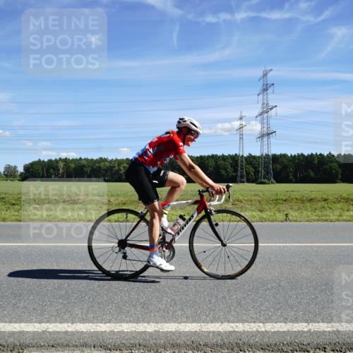 07.09.2025 - 19. Norderstedt Triathlon Michael Burmester http://msf.ph/oto/8858856 07.09.2025 13:18:50 Radfahren 343 meine-sportfotos.de
