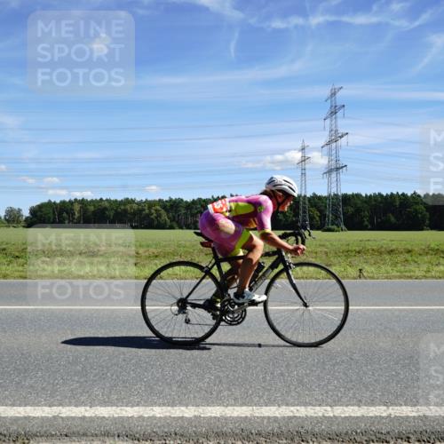 07.09.2025 - 19. Norderstedt Triathlon Michael Burmester http://msf.ph/oto/8858865 07.09.2025 13:19:17 Radfahren 235, 356, 1389 meine-sportfotos.de