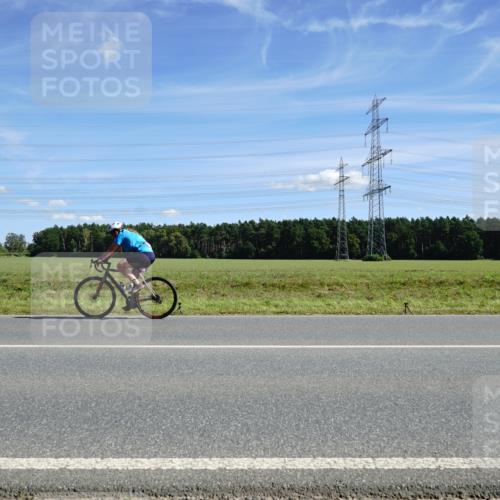 07.09.2025 - 19. Norderstedt Triathlon Michael Burmester http://msf.ph/oto/8858875 07.09.2025 13:19:21 Radfahren 349, 356, 1389 meine-sportfotos.de