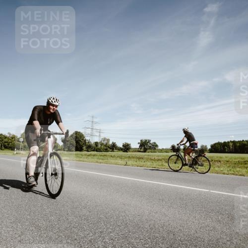 07.09.2025 - 19. Norderstedt Triathlon Michael Burmester http://msf.ph/oto/8858888 07.09.2025 12:36:55 Radfahren 757, 1398 meine-sportfotos.de