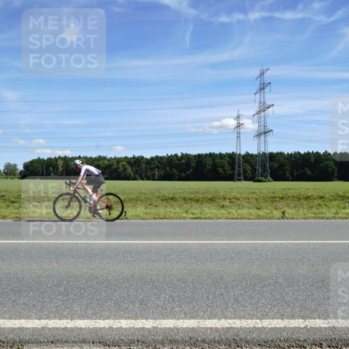 07.09.2025 - 19. Norderstedt Triathlon Michael Burmester http://msf.ph/oto/8858889 07.09.2025 13:19:30 Radfahren 232 meine-sportfotos.de