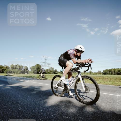 07.09.2025 - 19. Norderstedt Triathlon Michael Burmester http://msf.ph/oto/8858911 07.09.2025 15:43:16 Radfahren 534, 873, 937, 1423, 1460 meine-sportfotos.de