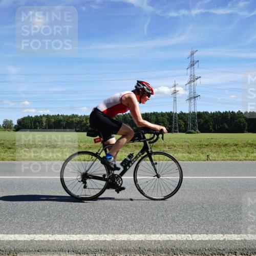 07.09.2025 - 19. Norderstedt Triathlon Michael Burmester http://msf.ph/oto/8858912 07.09.2025 13:20:00 Radfahren 805 meine-sportfotos.de