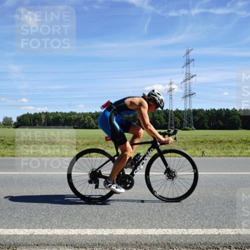 07.09.2025 - 19. Norderstedt Triathlon Michael Burmester http://msf.ph/oto/8858926 07.09.2025 13:20:14 Radfahren 264, 270 meine-sportfotos.de
