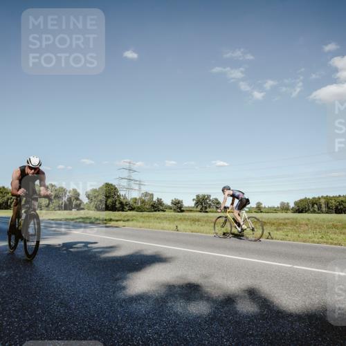 07.09.2025 - 19. Norderstedt Triathlon Michael Burmester http://msf.ph/oto/8858939 07.09.2025 15:43:27 Radfahren 505, 519, 521, 547, 903, 949, 1410, 1437, 1486 meine-sportfotos.de