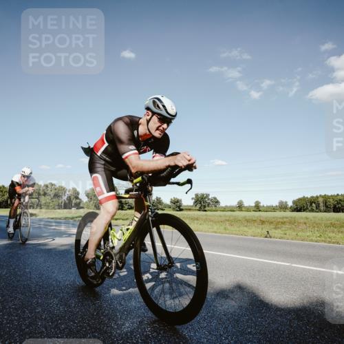 07.09.2025 - 19. Norderstedt Triathlon Michael Burmester http://msf.ph/oto/8858945 07.09.2025 15:43:29 Radfahren 519, 547, 903, 949, 957, 1410, 1437, 1486 meine-sportfotos.de