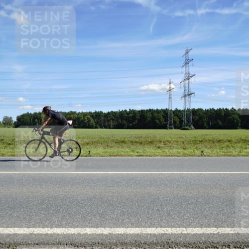 07.09.2025 - 19. Norderstedt Triathlon Michael Burmester http://msf.ph/oto/8858946 07.09.2025 13:20:37 Radfahren  meine-sportfotos.de