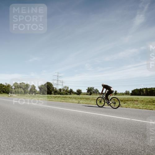 07.09.2025 - 19. Norderstedt Triathlon Michael Burmester http://msf.ph/oto/8858947 07.09.2025 12:37:54 Radfahren  meine-sportfotos.de