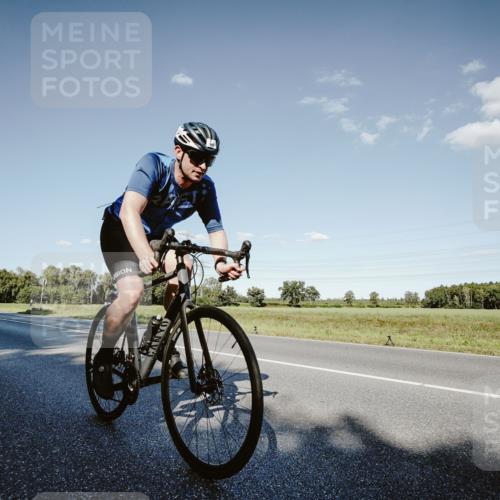 07.09.2025 - 19. Norderstedt Triathlon Michael Burmester http://msf.ph/oto/8858962 07.09.2025 15:43:32 Radfahren 399, 493, 519, 903, 949, 957, 1420, 1486 meine-sportfotos.de