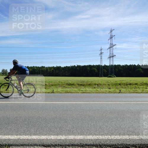 07.09.2025 - 19. Norderstedt Triathlon Michael Burmester http://msf.ph/oto/8858975 07.09.2025 11:34:30 Radfahren 833 meine-sportfotos.de