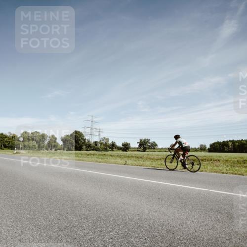 07.09.2025 - 19. Norderstedt Triathlon Michael Burmester http://msf.ph/oto/8858979 07.09.2025 12:38:15 Radfahren 187 meine-sportfotos.de