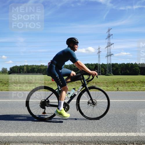07.09.2025 - 19. Norderstedt Triathlon Michael Burmester http://msf.ph/oto/8858987 07.09.2025 13:22:27 Radfahren 179, 193, 206 meine-sportfotos.de