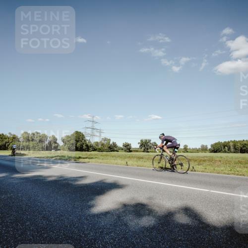 07.09.2025 - 19. Norderstedt Triathlon Michael Burmester http://msf.ph/oto/8859001 07.09.2025 15:43:49 Radfahren  meine-sportfotos.de