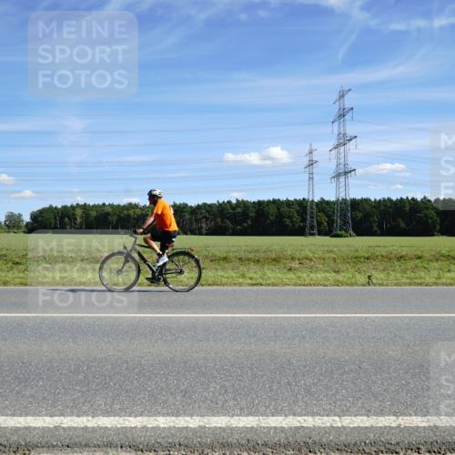 07.09.2025 - 19. Norderstedt Triathlon Michael Burmester http://msf.ph/oto/8859007 07.09.2025 13:22:55 Radfahren  meine-sportfotos.de