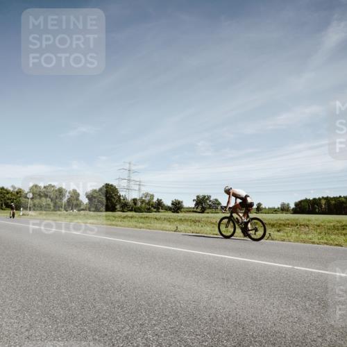 07.09.2025 - 19. Norderstedt Triathlon Michael Burmester http://msf.ph/oto/8859027 07.09.2025 12:38:46 Radfahren 754, 1384 meine-sportfotos.de