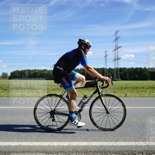 07.09.2025 - 19. Norderstedt Triathlon Michael Burmester http://msf.ph/oto/8859035 07.09.2025 13:24:06 Radfahren 315 meine-sportfotos.de