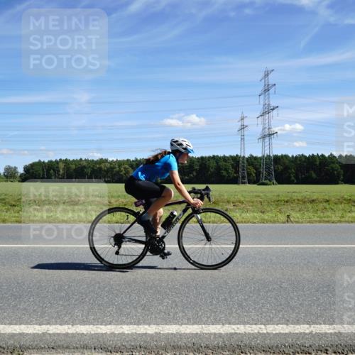 07.09.2025 - 19. Norderstedt Triathlon Michael Burmester http://msf.ph/oto/8859049 07.09.2025 13:24:39 Radfahren 321, 359 meine-sportfotos.de
