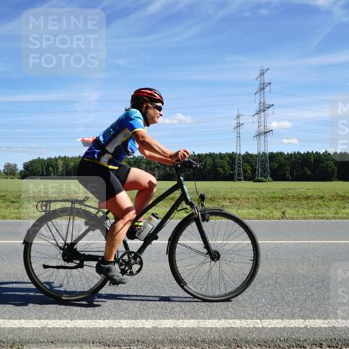 07.09.2025 - 19. Norderstedt Triathlon Michael Burmester http://msf.ph/oto/8859059 07.09.2025 13:25:27 Radfahren 320, 1353 meine-sportfotos.de