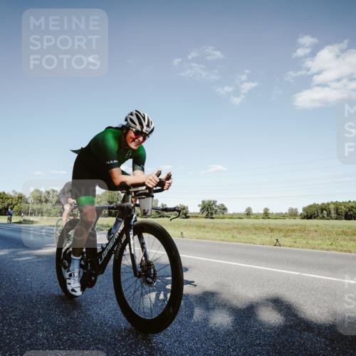 07.09.2025 - 19. Norderstedt Triathlon Michael Burmester http://msf.ph/oto/8859063 07.09.2025 15:44:17 Radfahren 866, 884, 936, 1495 meine-sportfotos.de