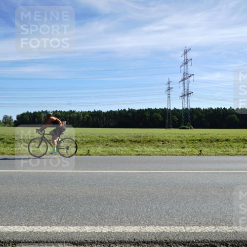 07.09.2025 - 19. Norderstedt Triathlon Michael Burmester http://msf.ph/oto/8859089 07.09.2025 11:35:31 Radfahren 279 meine-sportfotos.de