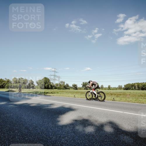 07.09.2025 - 19. Norderstedt Triathlon Michael Burmester http://msf.ph/oto/8859098 07.09.2025 15:44:32 Radfahren 492, 945, 1482, 1512 meine-sportfotos.de
