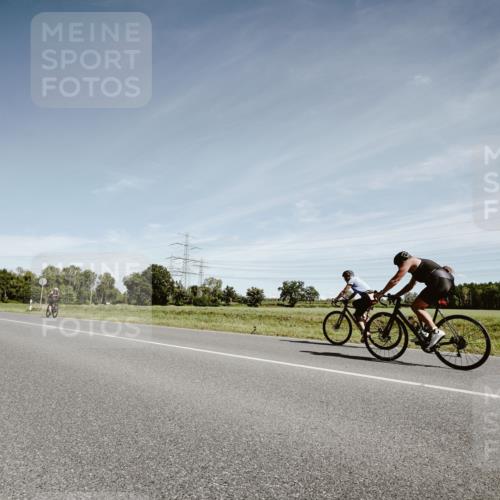 07.09.2025 - 19. Norderstedt Triathlon Michael Burmester http://msf.ph/oto/8859100 07.09.2025 12:39:46 Radfahren  meine-sportfotos.de