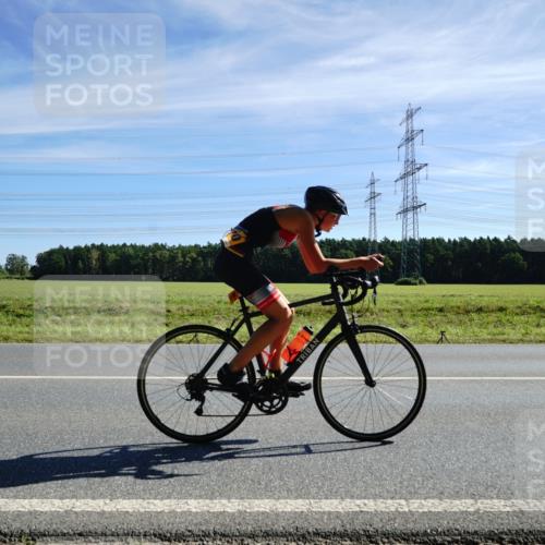 07.09.2025 - 19. Norderstedt Triathlon Michael Burmester http://msf.ph/oto/8859103 07.09.2025 11:35:37 Radfahren 201, 795, 1170 meine-sportfotos.de