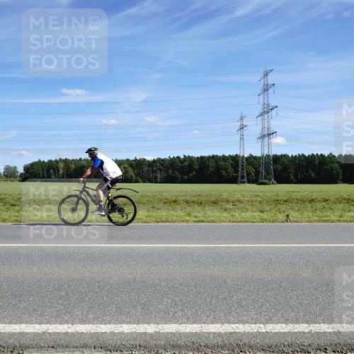 07.09.2025 - 19. Norderstedt Triathlon Michael Burmester http://msf.ph/oto/8859129 07.09.2025 13:28:42 Radfahren  meine-sportfotos.de