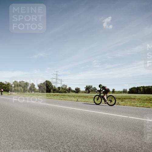 07.09.2025 - 19. Norderstedt Triathlon Michael Burmester http://msf.ph/oto/8859131 07.09.2025 12:40:33 Radfahren 847 meine-sportfotos.de