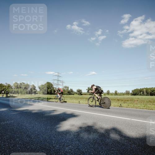 07.09.2025 - 19. Norderstedt Triathlon Michael Burmester http://msf.ph/oto/8859133 07.09.2025 15:44:40 Radfahren 401, 1475 meine-sportfotos.de