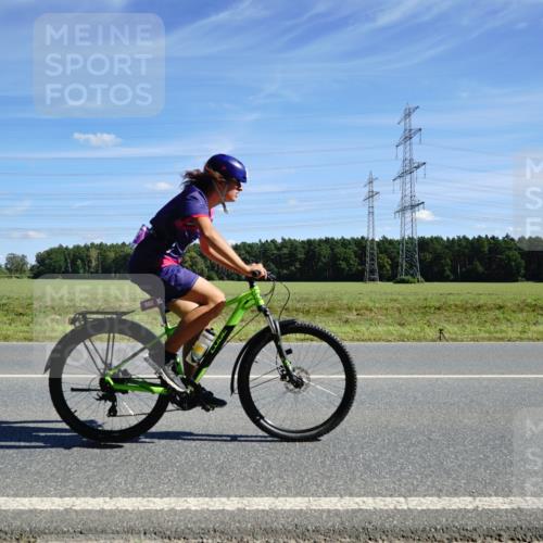 07.09.2025 - 19. Norderstedt Triathlon Michael Burmester http://msf.ph/oto/8859139 07.09.2025 13:29:07 Radfahren 322 meine-sportfotos.de