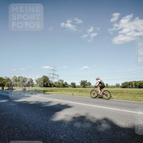 07.09.2025 - 19. Norderstedt Triathlon Michael Burmester http://msf.ph/oto/8859140 07.09.2025 15:44:42 Radfahren 1417, 1475 meine-sportfotos.de