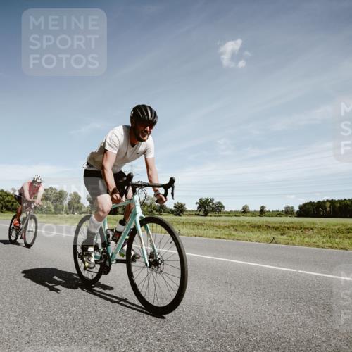 07.09.2025 - 19. Norderstedt Triathlon Michael Burmester http://msf.ph/oto/8859145 07.09.2025 12:40:51 Radfahren 816, 1230 meine-sportfotos.de