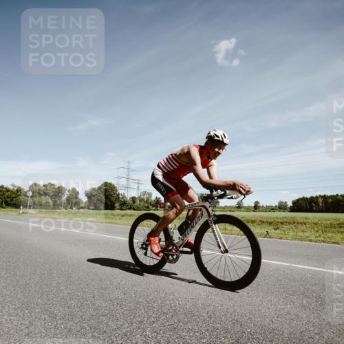 07.09.2025 - 19. Norderstedt Triathlon Michael Burmester http://msf.ph/oto/8859149 07.09.2025 12:40:51 Radfahren 816, 1230 meine-sportfotos.de
