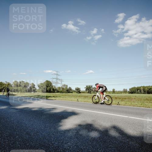 07.09.2025 - 19. Norderstedt Triathlon Michael Burmester http://msf.ph/oto/8859161 07.09.2025 15:44:49 Radfahren  meine-sportfotos.de