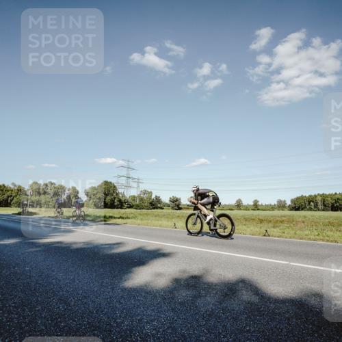 07.09.2025 - 19. Norderstedt Triathlon Michael Burmester http://msf.ph/oto/8859175 07.09.2025 15:44:59 Radfahren  meine-sportfotos.de