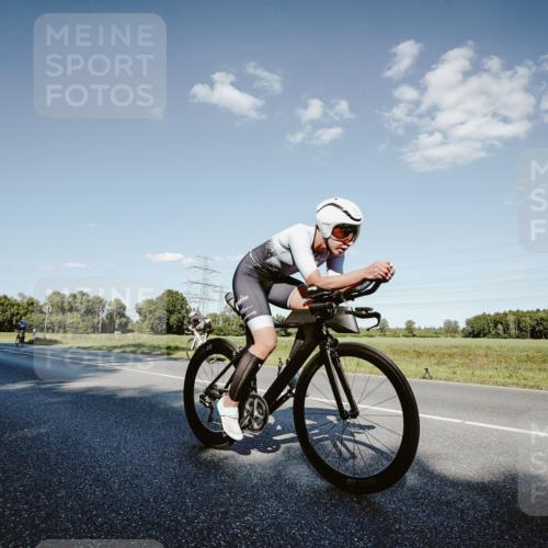 07.09.2025 - 19. Norderstedt Triathlon Michael Burmester http://msf.ph/oto/8859214 07.09.2025 15:45:13 Radfahren 939, 1071, 1470, 1546 meine-sportfotos.de