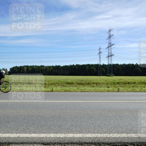 07.09.2025 - 19. Norderstedt Triathlon Michael Burmester http://msf.ph/oto/8859220 07.09.2025 11:36:40 Radfahren 299, 826 meine-sportfotos.de