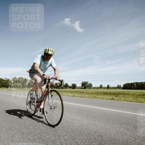 07.09.2025 - 19. Norderstedt Triathlon Michael Burmester http://msf.ph/oto/8859233 07.09.2025 12:41:59 Radfahren 762 meine-sportfotos.de
