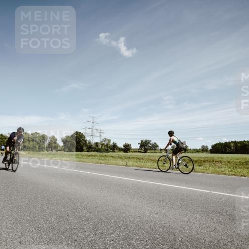 07.09.2025 - 19. Norderstedt Triathlon Michael Burmester http://msf.ph/oto/8859244 07.09.2025 12:42:17 Radfahren 171 meine-sportfotos.de