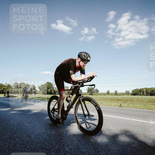 07.09.2025 - 19. Norderstedt Triathlon Michael Burmester http://msf.ph/oto/8859245 07.09.2025 15:45:22 Radfahren 482 meine-sportfotos.de