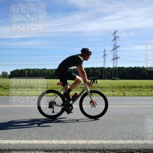 07.09.2025 - 19. Norderstedt Triathlon Michael Burmester http://msf.ph/oto/8859248 07.09.2025 11:37:02 Radfahren 138, 763, 1152 meine-sportfotos.de