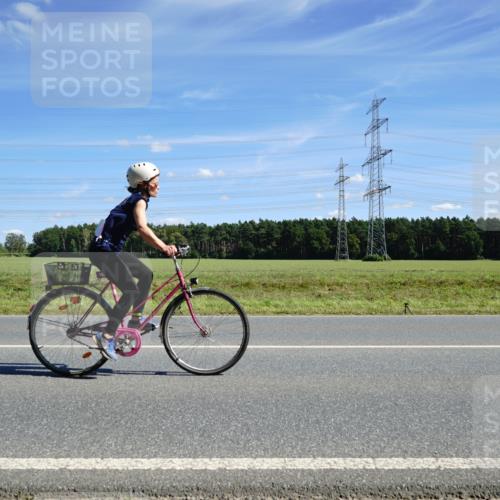 07.09.2025 - 19. Norderstedt Triathlon Michael Burmester http://msf.ph/oto/8859250 07.09.2025 13:34:03 Radfahren 335 meine-sportfotos.de