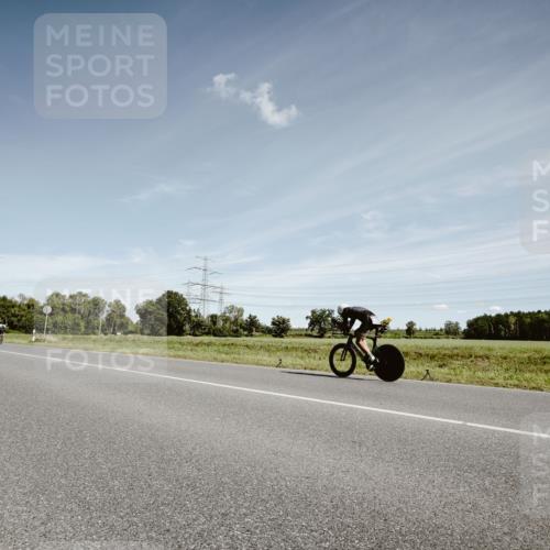 07.09.2025 - 19. Norderstedt Triathlon Michael Burmester http://msf.ph/oto/8859251 07.09.2025 12:42:21 Radfahren  meine-sportfotos.de