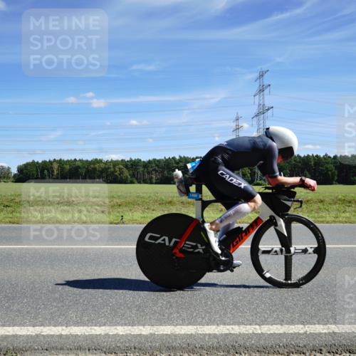 07.09.2025 - 19. Norderstedt Triathlon Michael Burmester http://msf.ph/oto/8859270 07.09.2025 13:34:31 Radfahren 996, 1468 meine-sportfotos.de