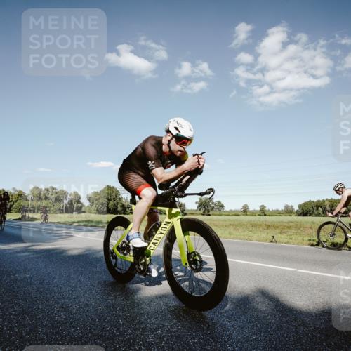 07.09.2025 - 19. Norderstedt Triathlon Michael Burmester http://msf.ph/oto/8859273 07.09.2025 15:45:34 Radfahren 485, 552, 916, 950, 1474, 1541 meine-sportfotos.de